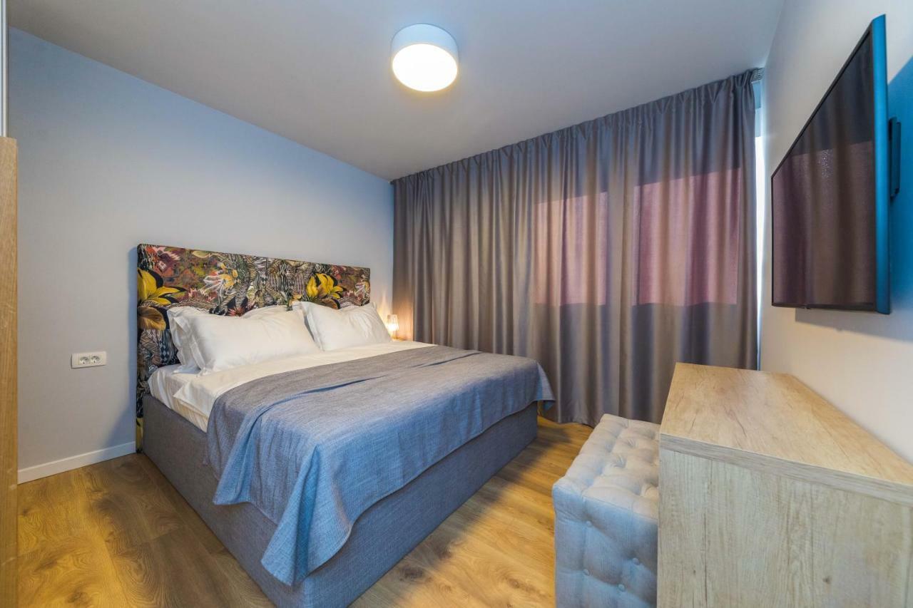 Glow Luxury Apartment With Terrace And Jacuzzi Split Exterior foto